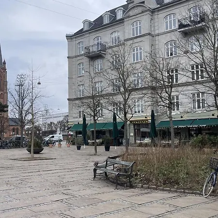 Apartmentincopenhagen 1677 *